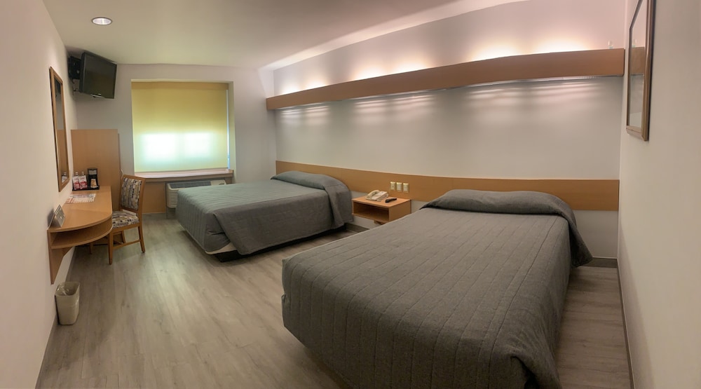 Standard Double Room, 2 Queen Beds photo 1