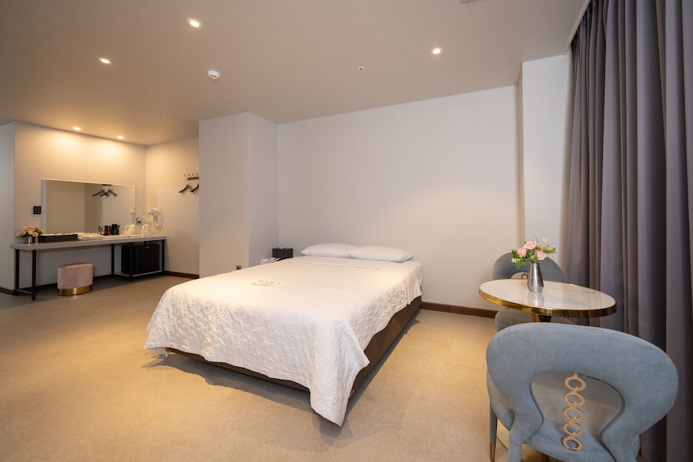 Standard Room (for 2 people) - Photo 4