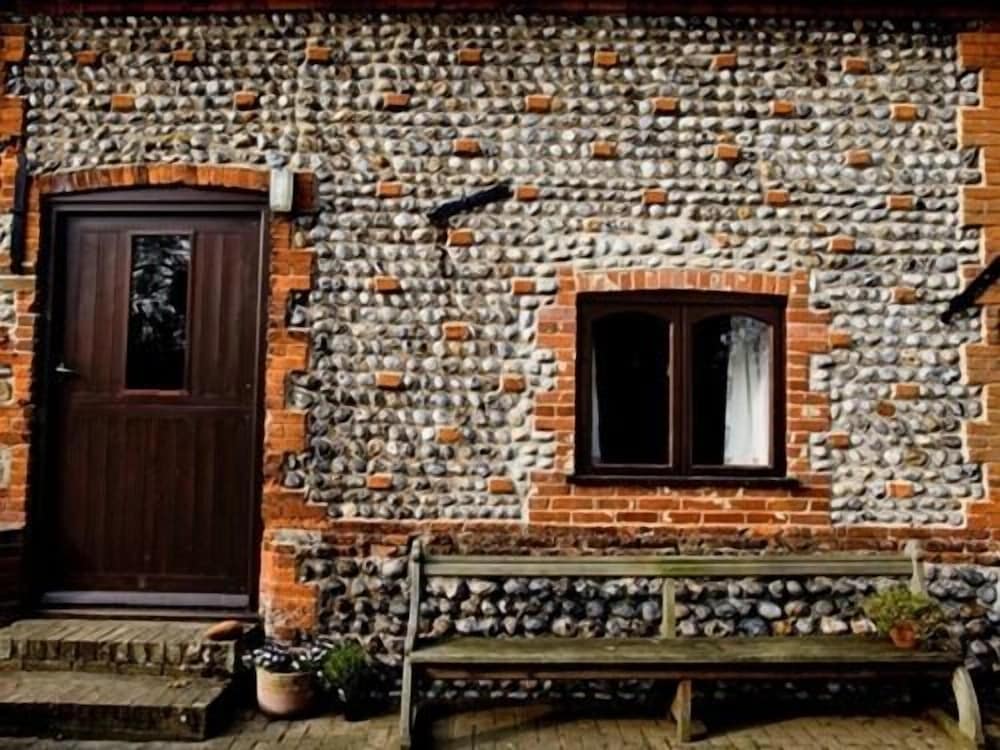 Standard Cottage, Private Bathroom (The Stable)