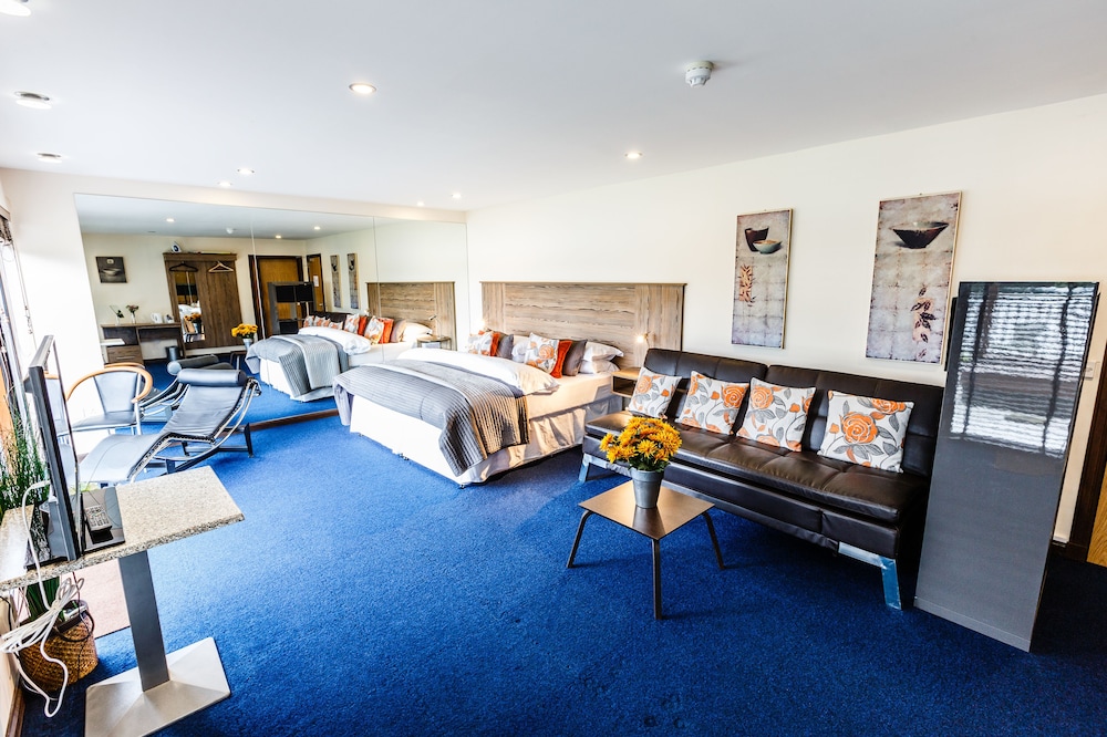 Lochside Leisure Suite With Spa Bath, Sauna, Cold Plunge Pool And Terrace photo 3
