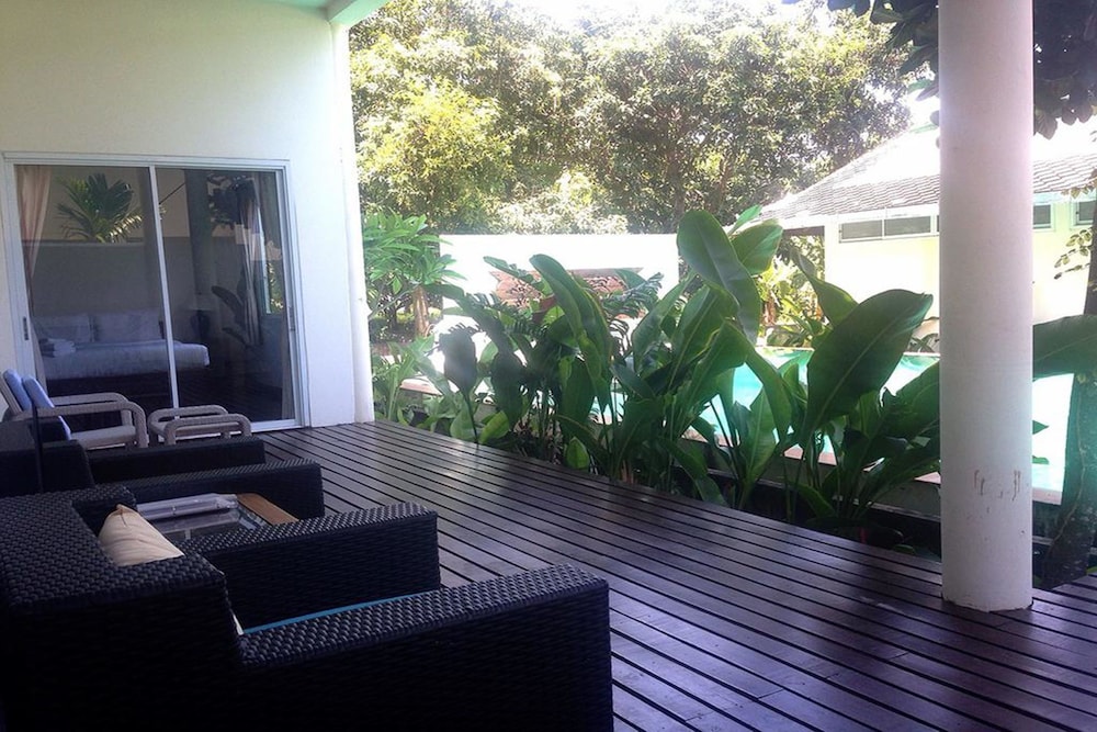 Two-Bedroom Apartment with Pool View