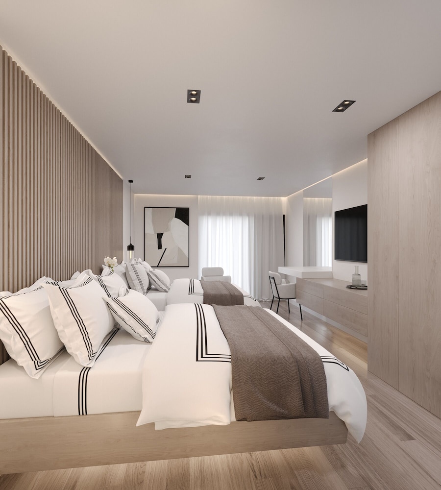 Deluxe Double Room, 2 Double Beds, Pool View photo 2