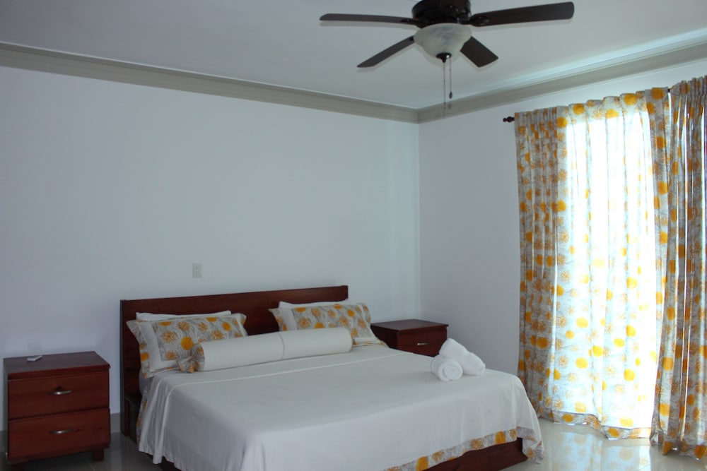 Three Bedroom Penthouse photo 1