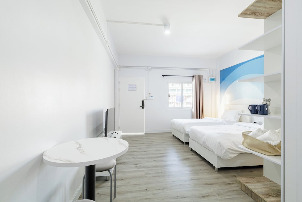 Superior Twin Room - Photo 7