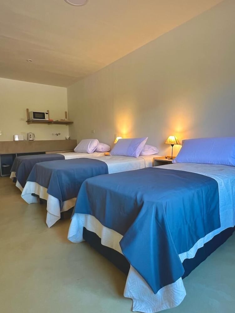 Classic Triple Room, Mountain View