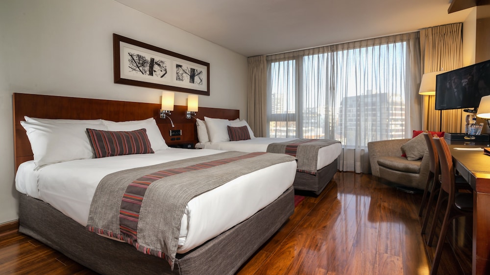 Standard Apartment, 2 Queen Beds photo 3