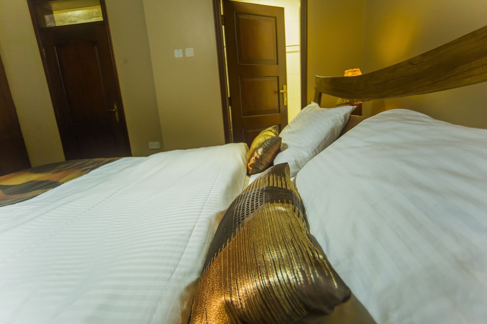 Executive Double Room, 1 Queen Bed, Non Smoking, Lake View photo 2