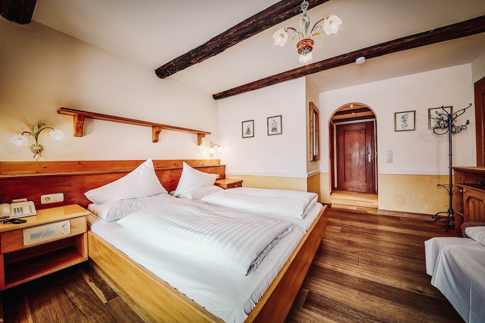Double Room (Urig)