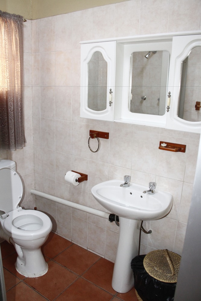 Family Room with shower photo 3