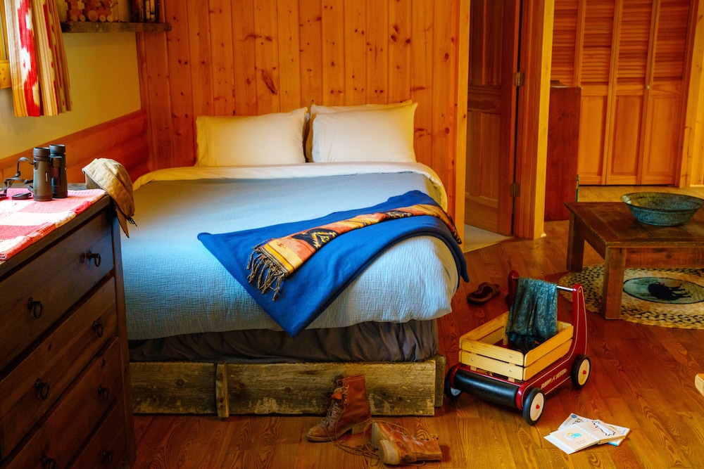 Family Cabin photo 2