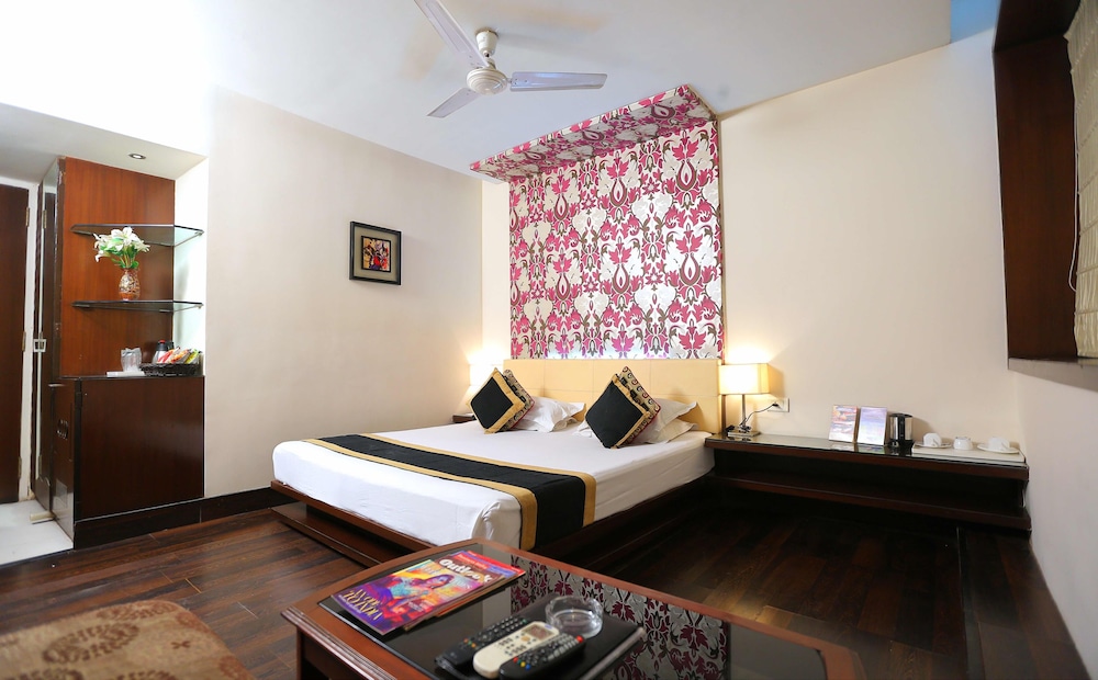 Luxury Room - Photo 12