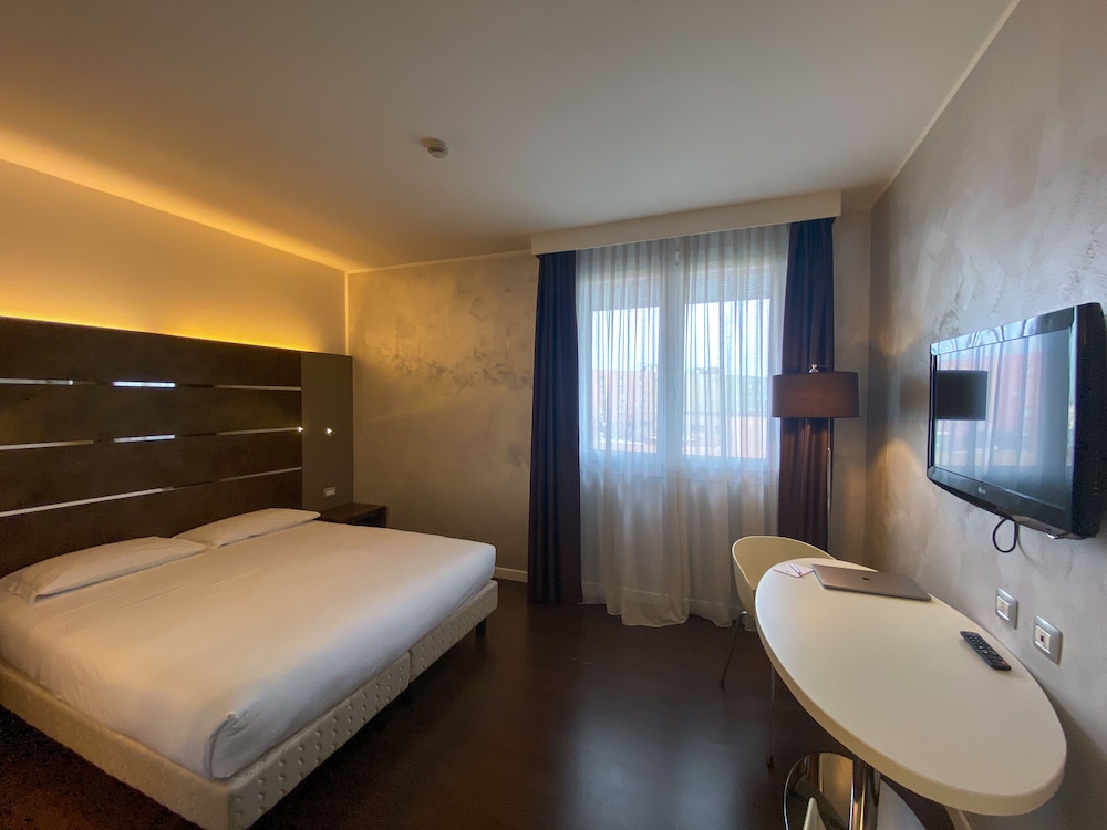 Comfort Room - Photo 1