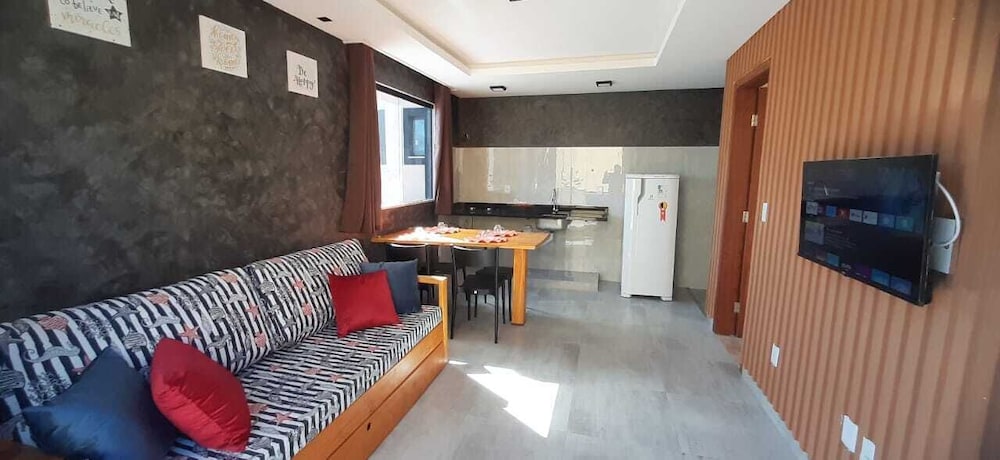 Apartment photo 2