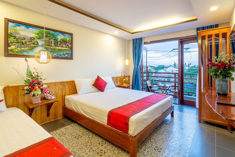Family Twin Room