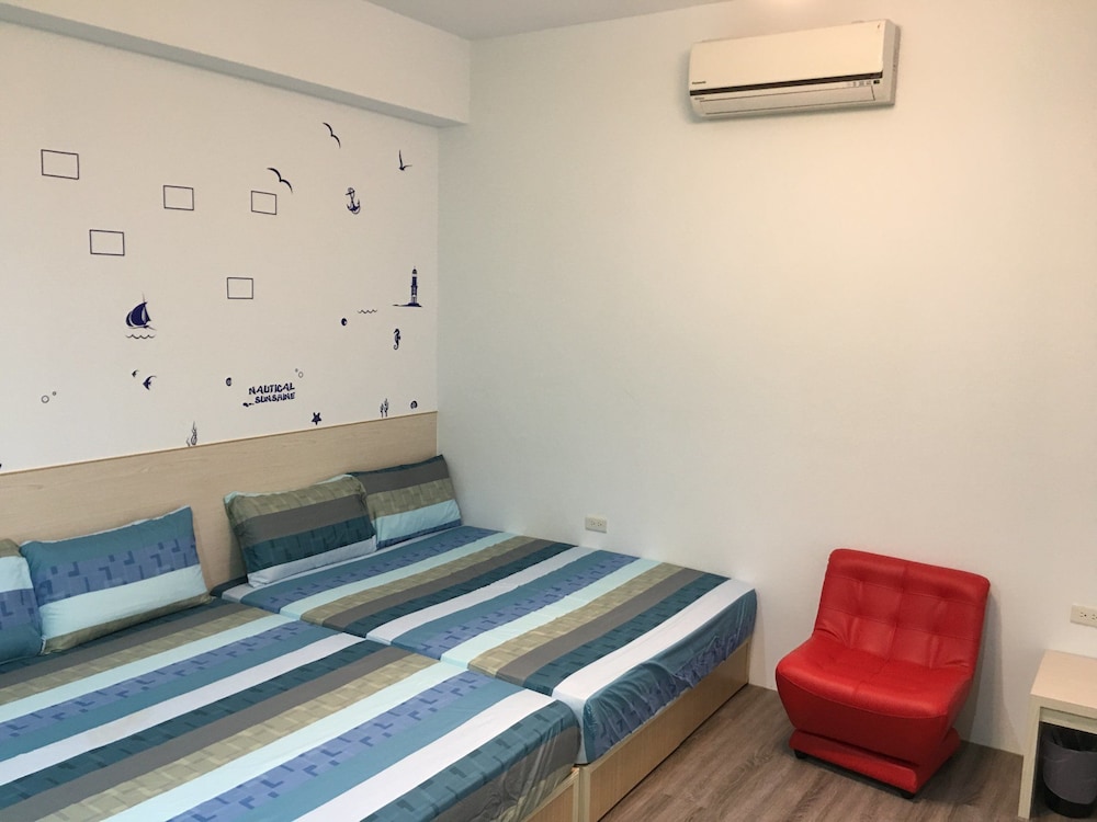 Standard Quadruple Room, Non Smoking photo 1
