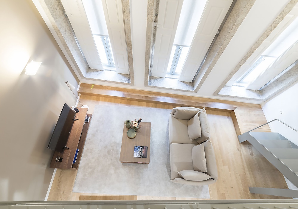 Premium Loft, 1 Bedroom, Pool Access, City View