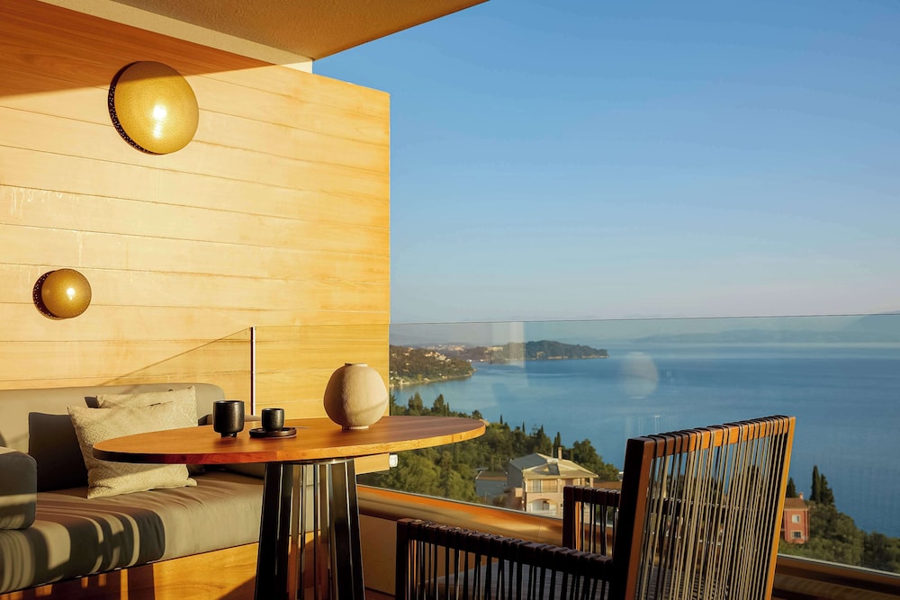 Ionian Sea View Junior Suite - Photo 4