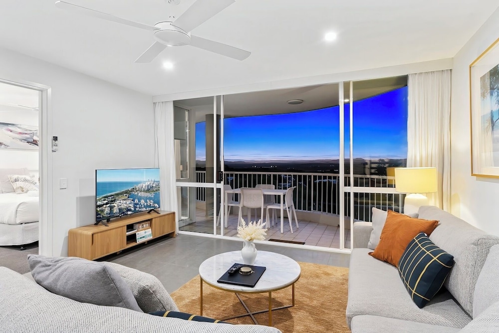 Premium Apartment, 2 Bedrooms, Hot Tub, Mountain View photo 3