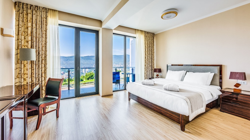 Economy Double Room photo 1