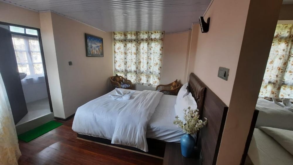 Deluxe Double Room - Photo 1
