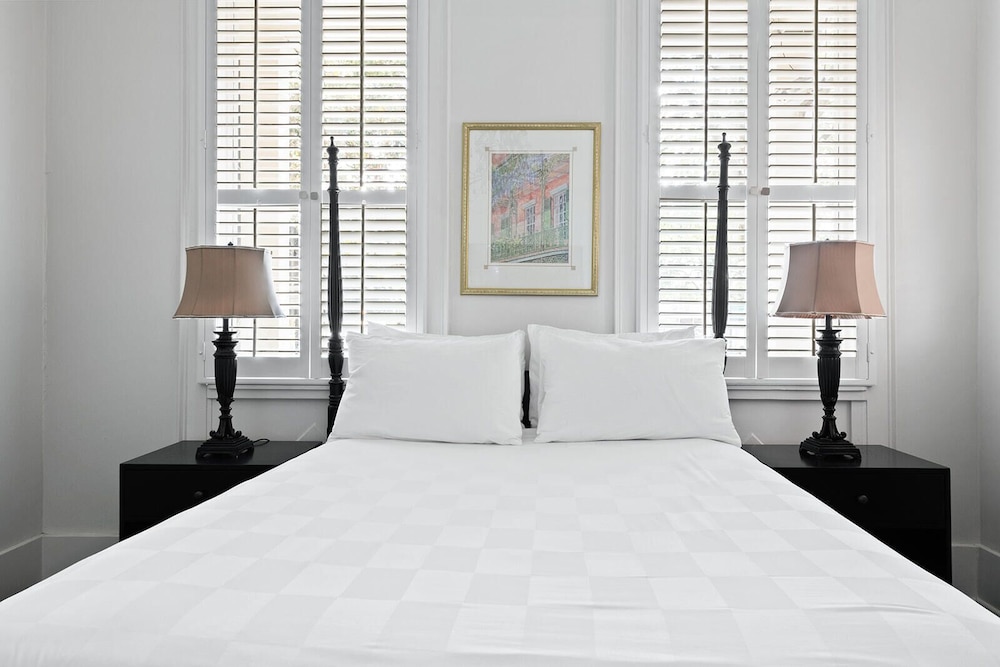 Deluxe Room, 1 Queen Bed - Photo 4