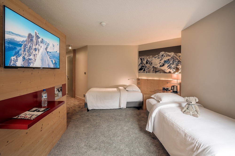 Superior Quadruple Room - Photo 9