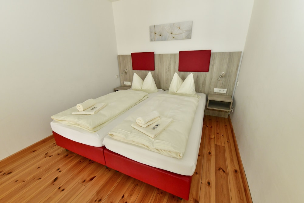 Apartment photo 1