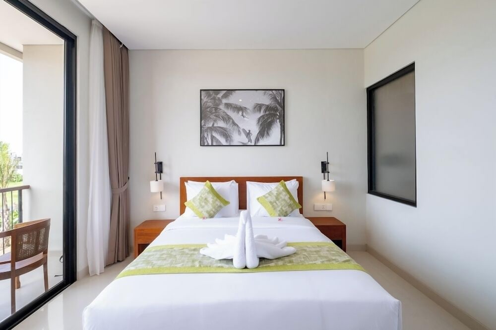 Suite, Balcony