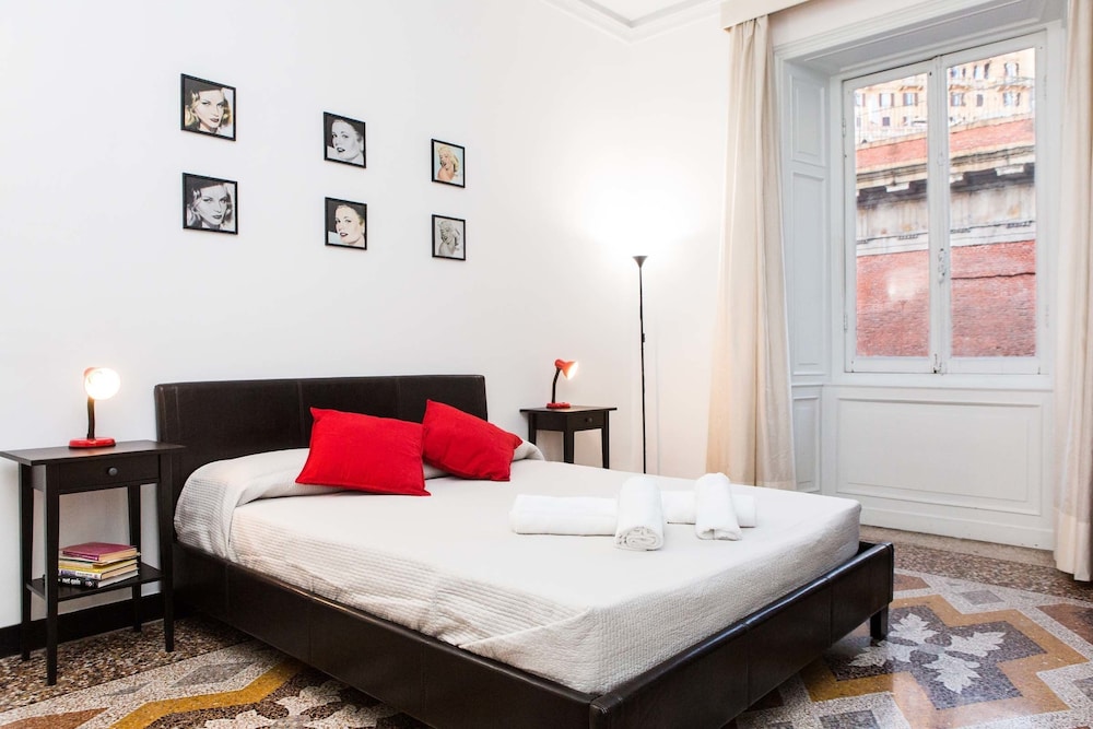 Deluxe room with private bathroom outside photo 2