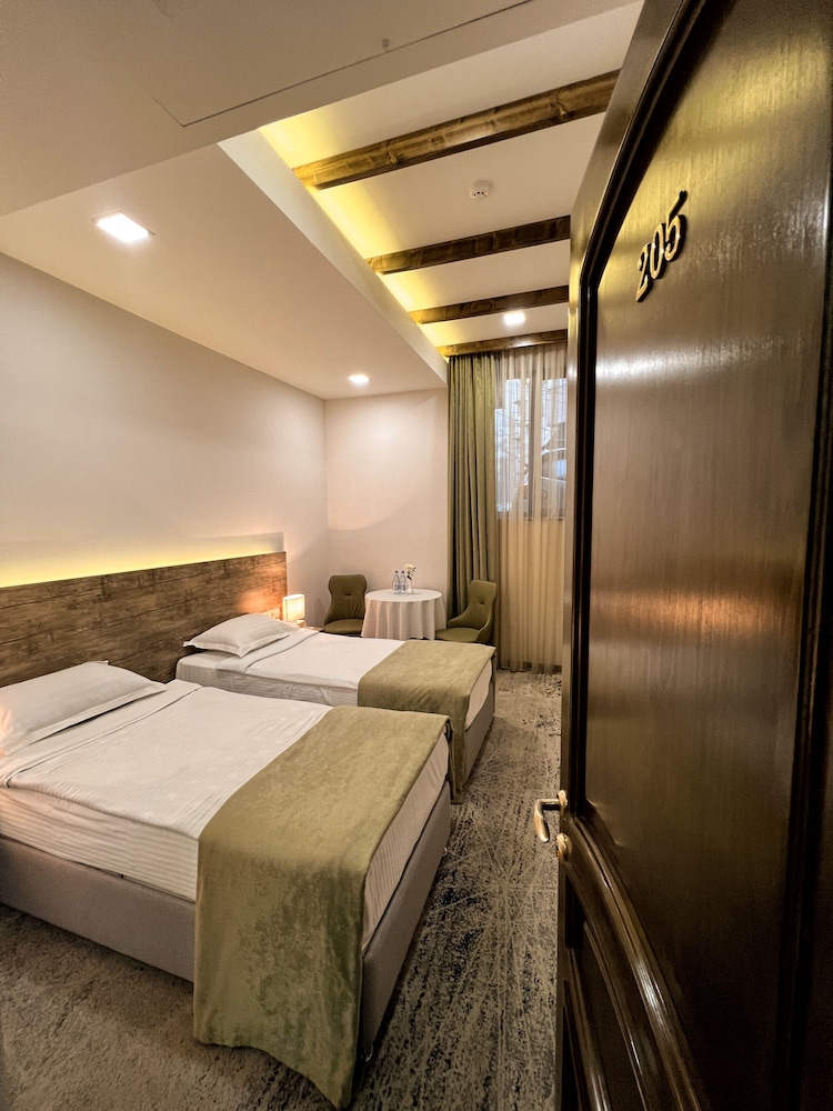 Economy Twin Room