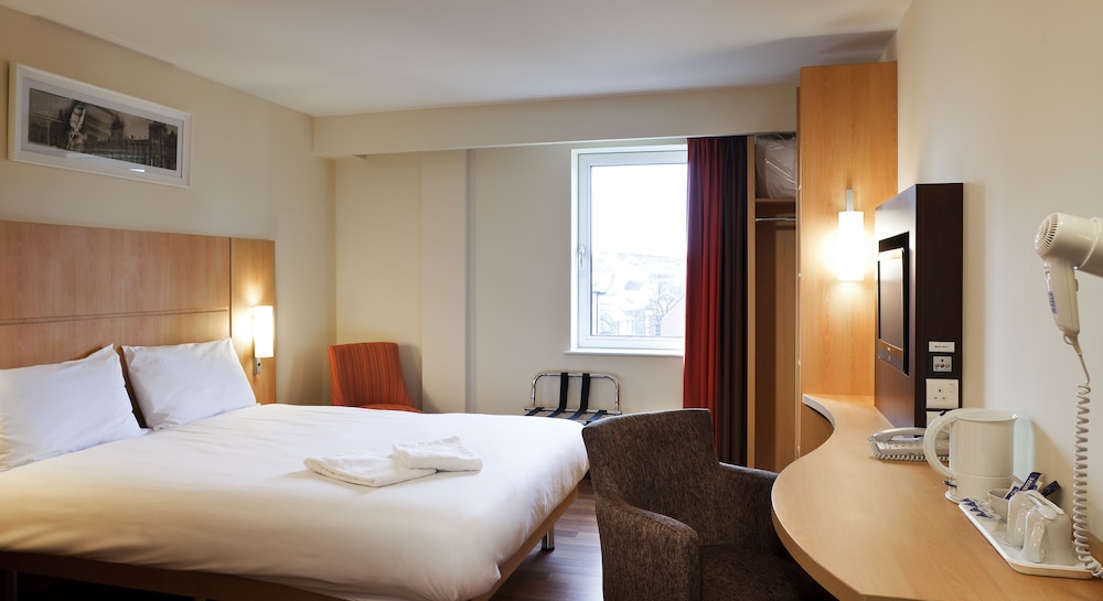 Room, 1 Double Bed - Photo 2