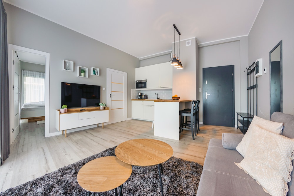 Apartment (2 A)