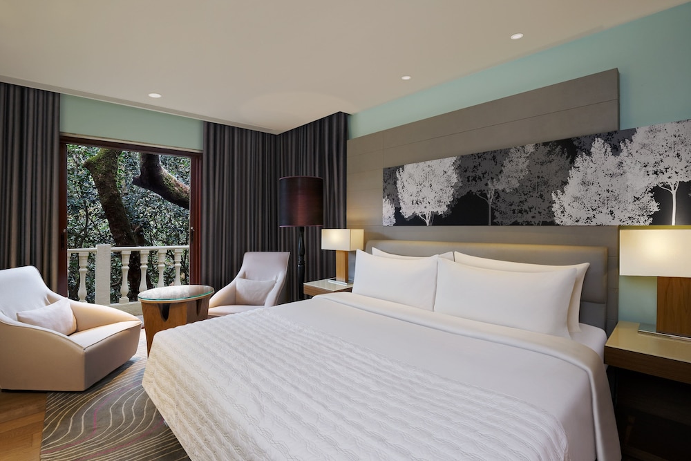 Suite, 1 Bedroom, Balcony