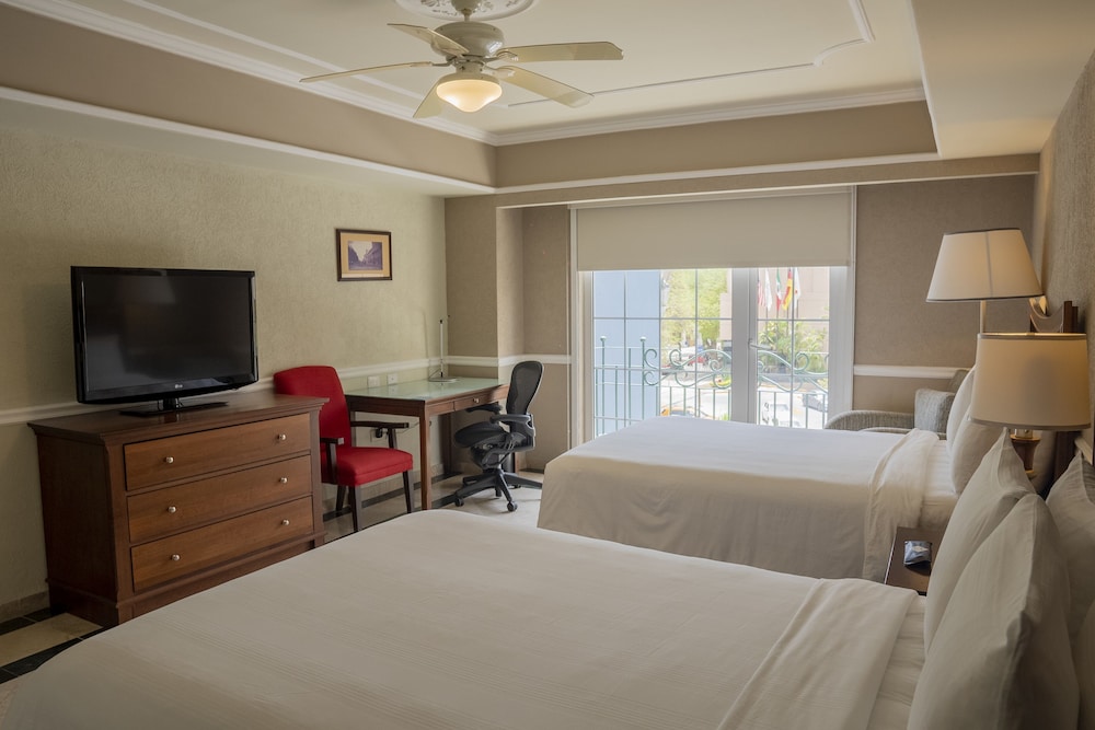 Room, 2 Double Beds (Colonial Design) - Photo 1