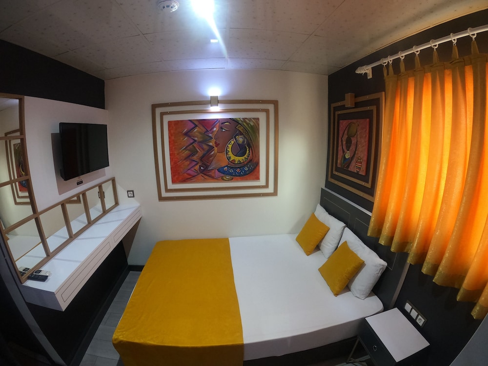 Standard Double Room Single Use photo 2