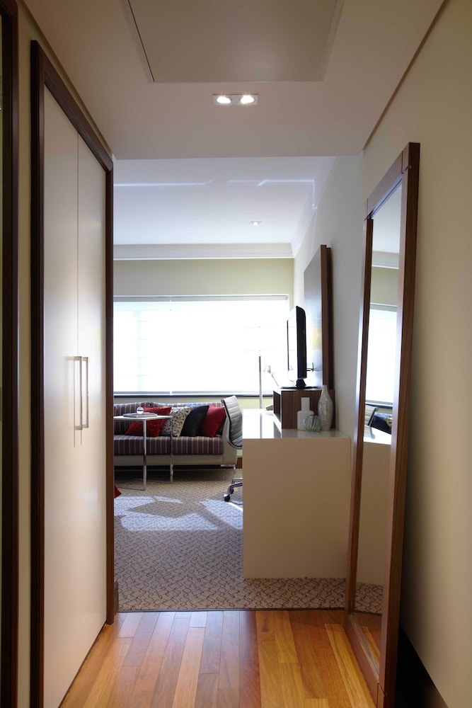 Club Room, 1 King Bed