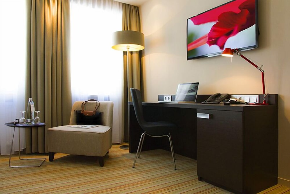 Deluxe Room, Courtyard View photo 3
