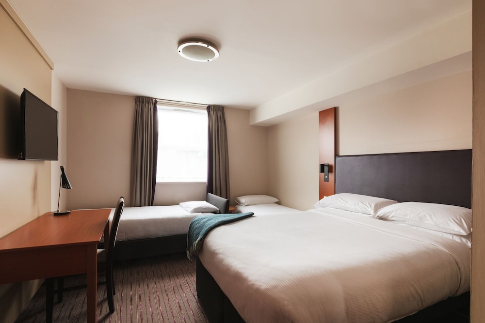 Family Quadruple Room