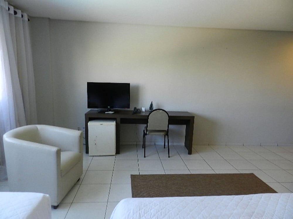 Luxo Casal + 1 photo 2