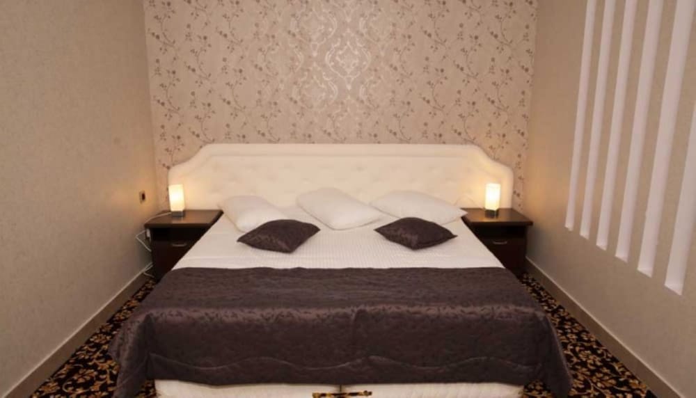 Luxury Apartment, 1 Bedroom, Kitchenette, City View photo 3