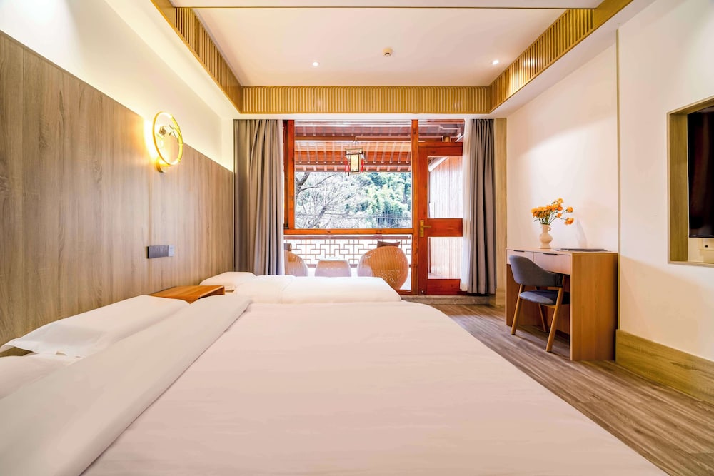 Comfort Twin Room, Mountain View