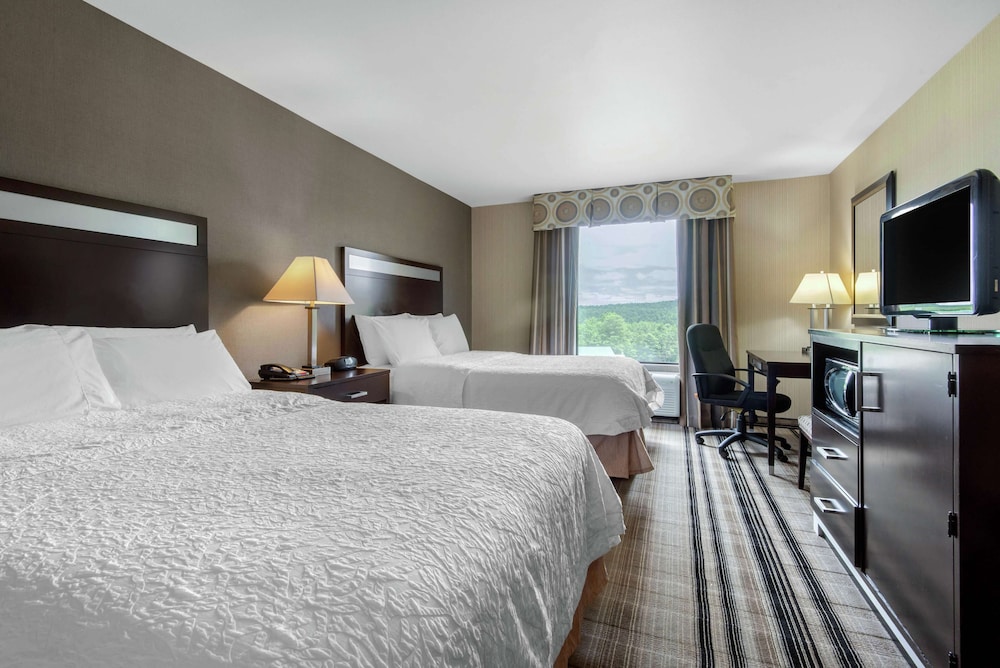 Room, 2 Queen Beds, Accessible, Non Smoking photo 1