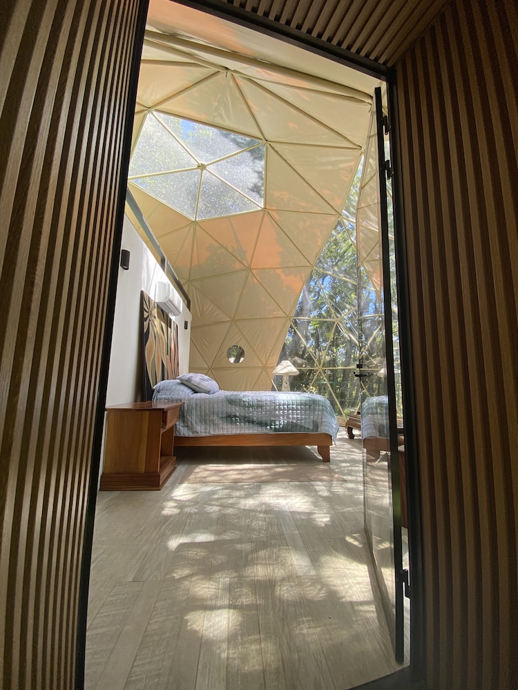 Deluxe Tent, 1 Queen Bed, Terrace, Mountain View photo 1
