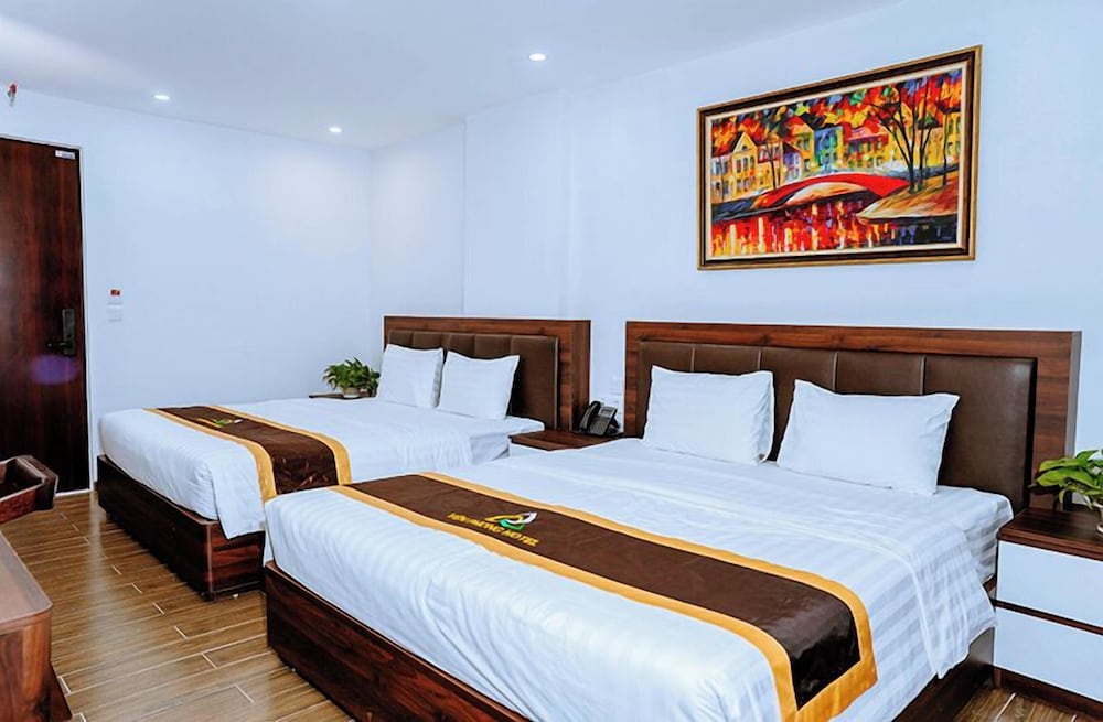 Family Triple Room, City View