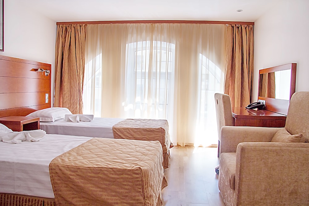 Suite photo 1