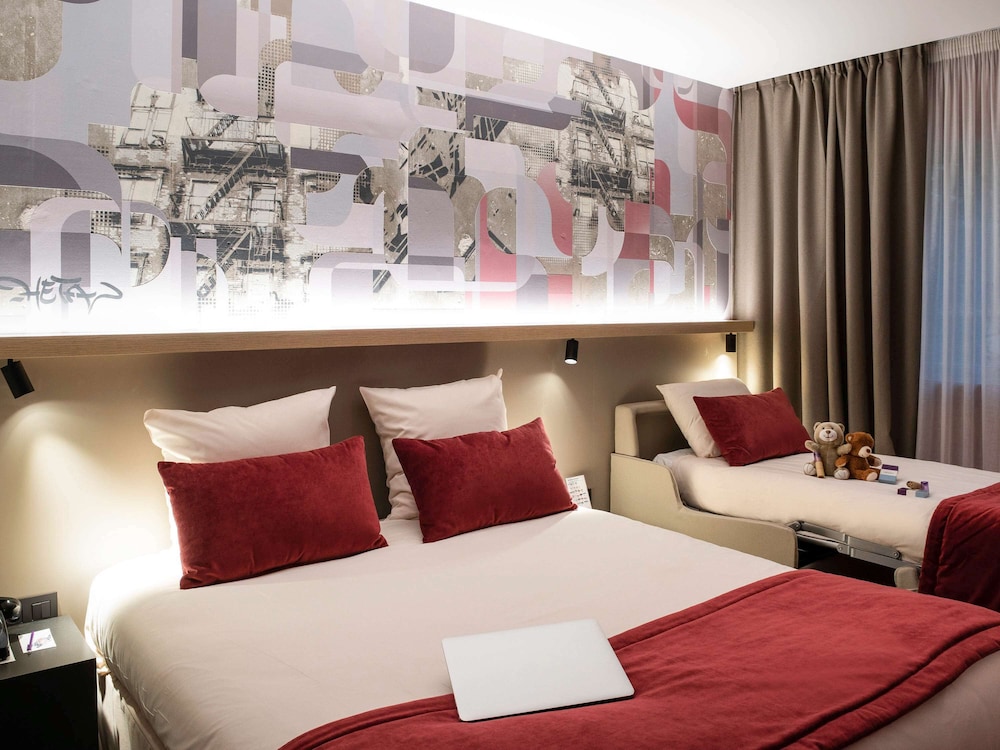 Superior Room, Multiple Beds - Photo 5