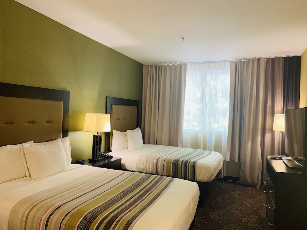 Studio Suite, 2 Queen Beds, Accessible, Non Smoking - Photo 4