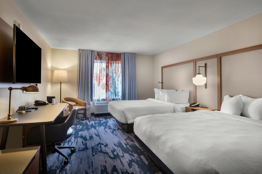 Room, 2 Queen Beds (Hearing Accessible)