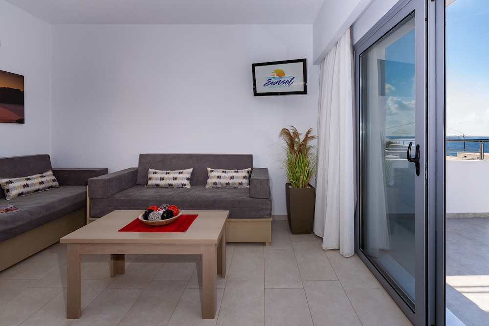 Exclusive Apartment, Private Pool - Photo 10