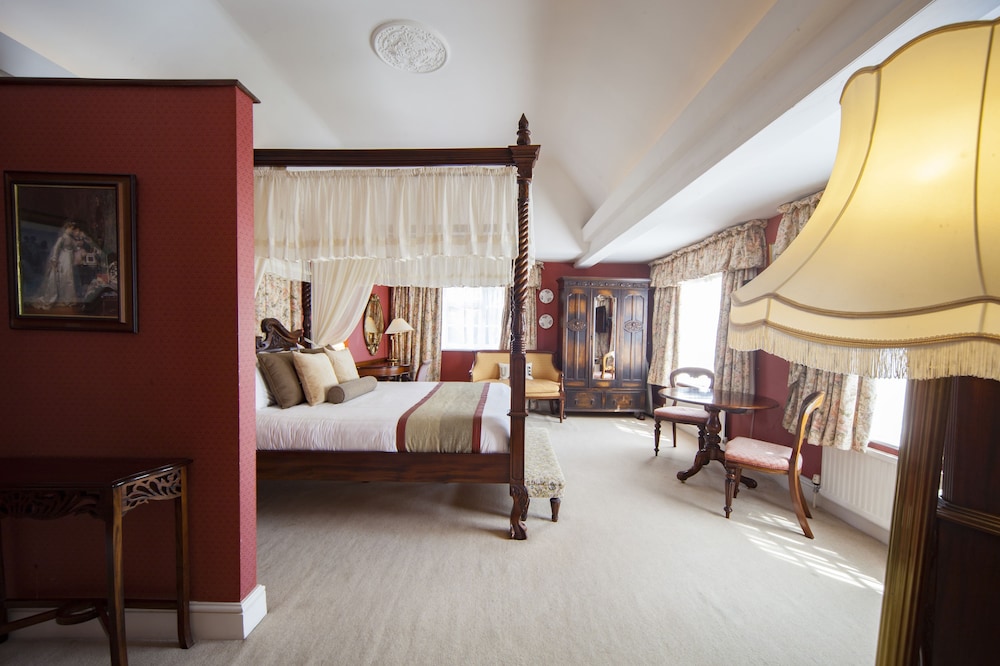 Suite - Photo 4